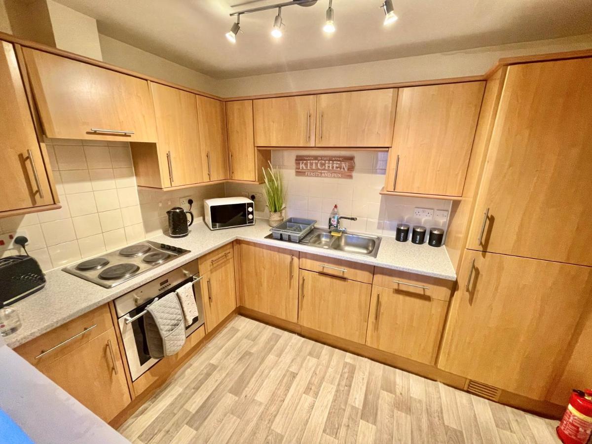 A Stylish Retreat - Super King Bed - Heart Of Town Centre - 5 Mins Stroll To Beach Bournemouth Esterno foto